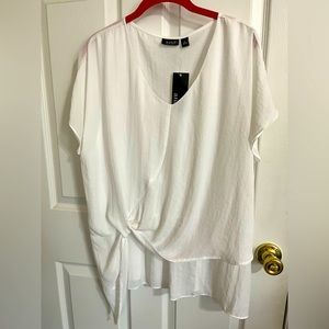 New/tags White Blouse
